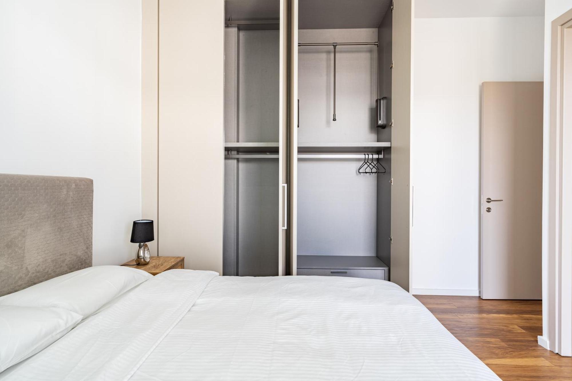 Yamas Urban Living Zakaki Pool Penthouses & Apartments 利马索尔 外观 照片