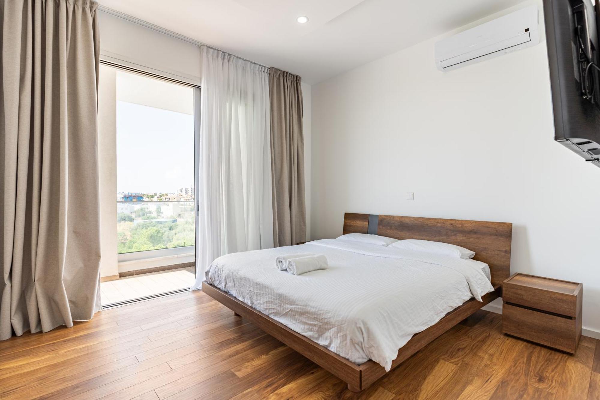 Yamas Urban Living Zakaki Pool Penthouses & Apartments 利马索尔 外观 照片