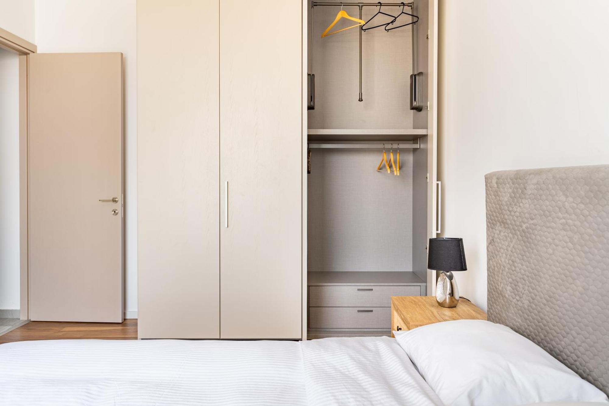 Yamas Urban Living Zakaki Pool Penthouses & Apartments 利马索尔 外观 照片
