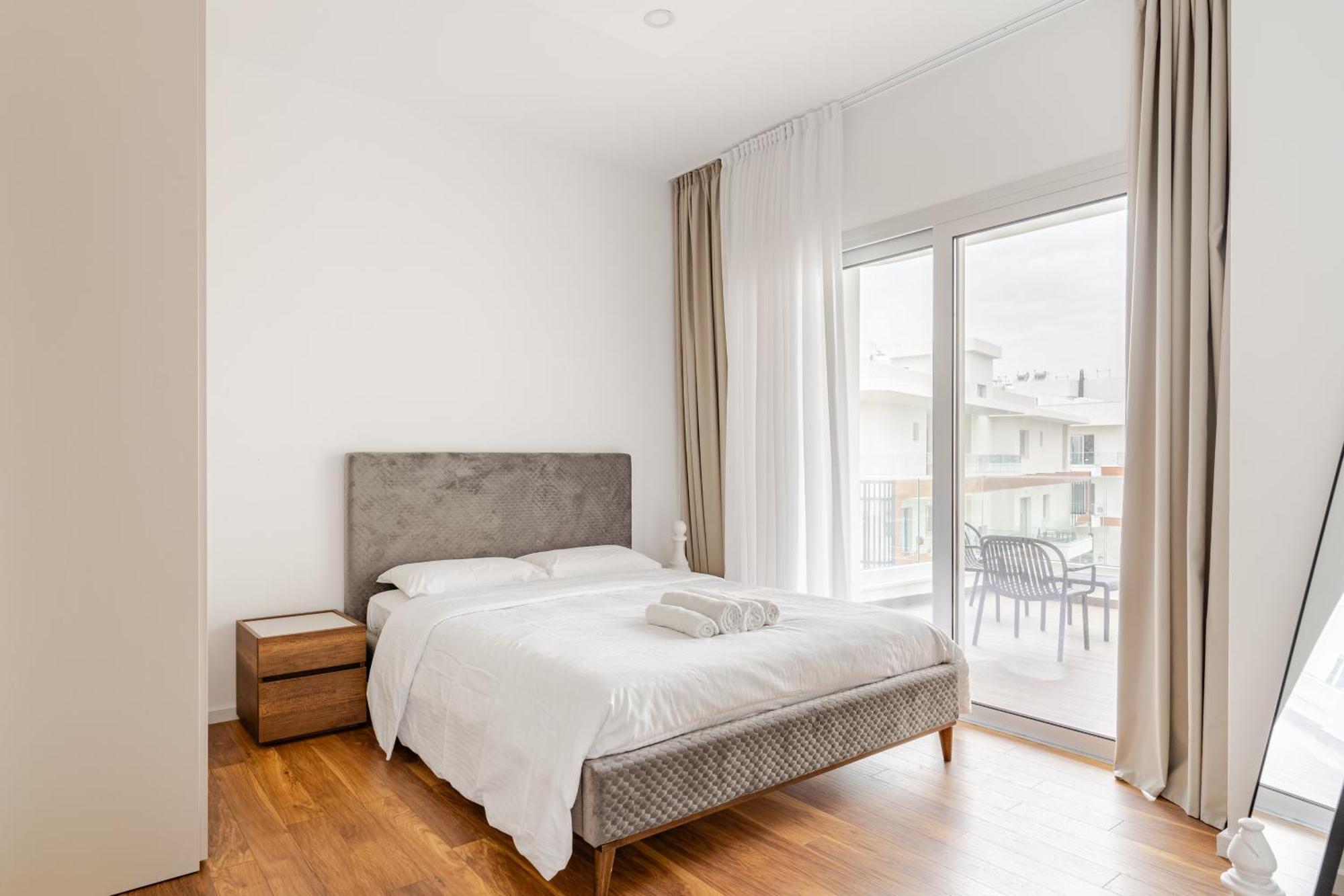 Yamas Urban Living Zakaki Pool Penthouses & Apartments 利马索尔 外观 照片